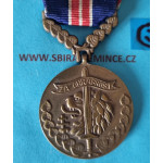 Československá medaile Za chrabrost před nepřítelem - II. Pražské vydání 1945-47 v orig etui - varianta c-2 - český nápis - varianta