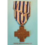 Národní Garda - Pamětní odznak SNG - Kříž za věrné služby z roku 1938 s pochvalou v orig. etui - varianta b