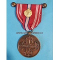Pamětní odznak pro Československé dobrovolníky z let 1918-19 na sponě , s pochvalou - Cu var. b