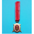 Miniatura DOK IV. Zlatý čestný odznak IV.stupeň “čestný člen” 1. třída 1945-49 za civilní zásluhy