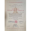 Dekret  - Diplomový odznak krále Karla IV. - DOK IV. - čestný odznak 1.třída 1945-49 na závěsu s meči