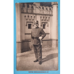 Svaz Ozbrojených Jednot - foto gardisty v uniformě - Praha 2