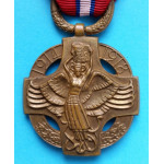Československá revoluční medaile - s podpisem AB - vydání z let 1920-1938 - Ruské legie - štítky ČD , SBOROV , SIBIŘ a „8“ - var. těžká tmavá