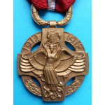 Československá revoluční medaile - s podpisem AB - vydání z let 1920-1938 - Ruské legie - štítky ZBOROV , BACHMAČ a  „8“ - var. těžká světlá