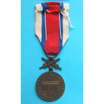 Bronzová medaile krále Karla IV. „ Za věrné služby “ 1918-19 s meči a podpisem OP