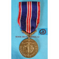 Československá medaile Za chrabrost před nepřítelem - II. Pražské vydání 1945-47 - slovenský nápis - varianta c-1